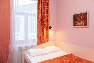 Гостиница Грифон Санкт-Петербург Бюджетный двухместный номер с 1 кроватью-1